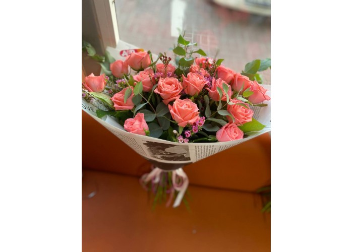Букет 19 роз Анна Карина 50 см 