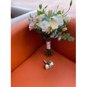 Букет невесты из эустомы и розы!