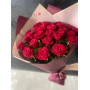 25 роз сорта Ред Наоми 60 см 