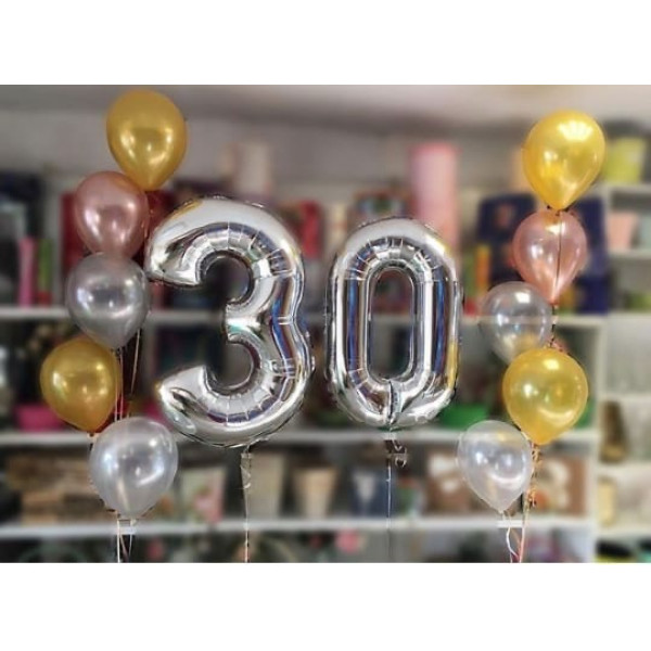 Композиция из шаров на 30 -лет