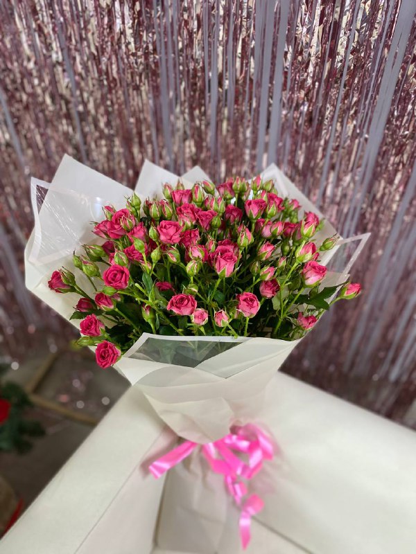 Роза кустовая Фрутти Баблс . Букет из кустовых роз 11 шт. 60 см. 