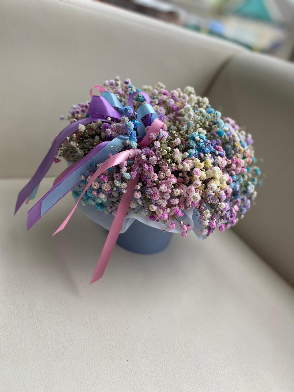 Коробочка с гипсофилой радужной