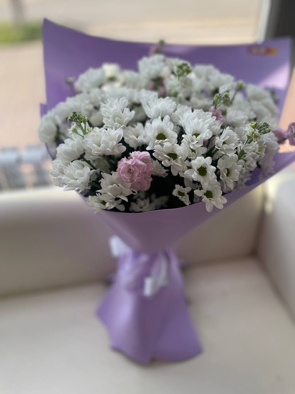 Букет хризантемы и маттиолы 