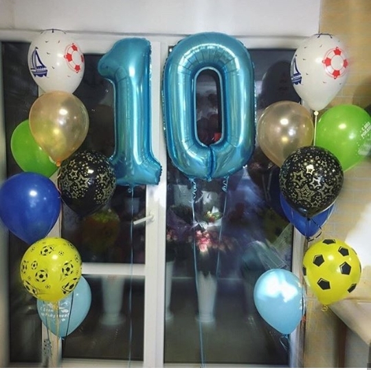 Композиция из шаров на 10-летие сына!