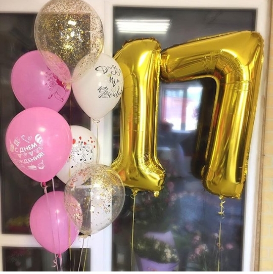 Композиция из шаров на 17-летие юной леди.