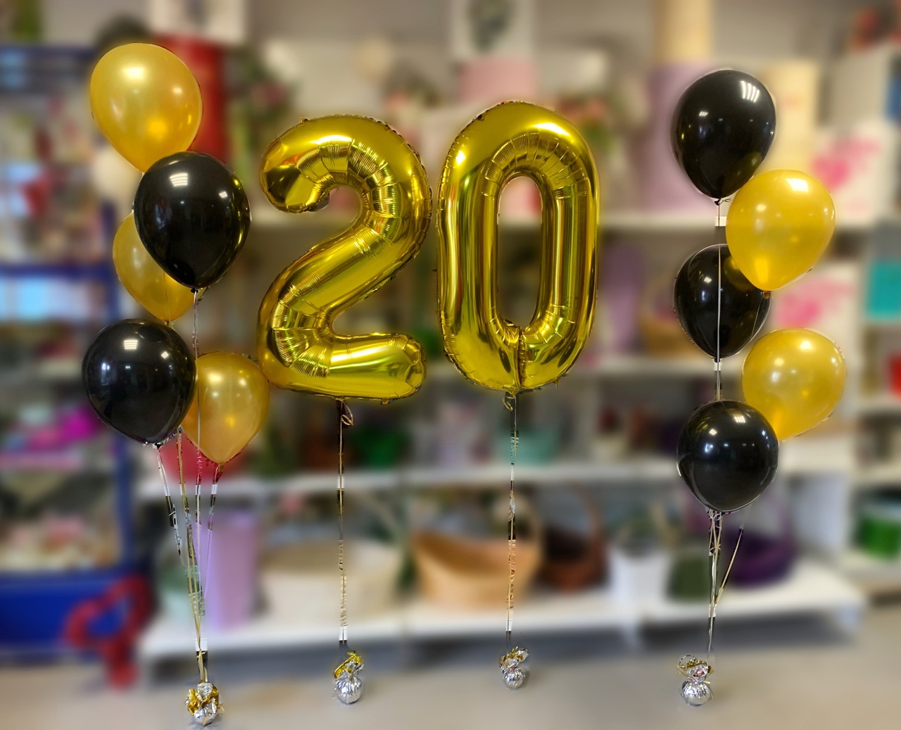 Композиция из шаров на 20-летие!